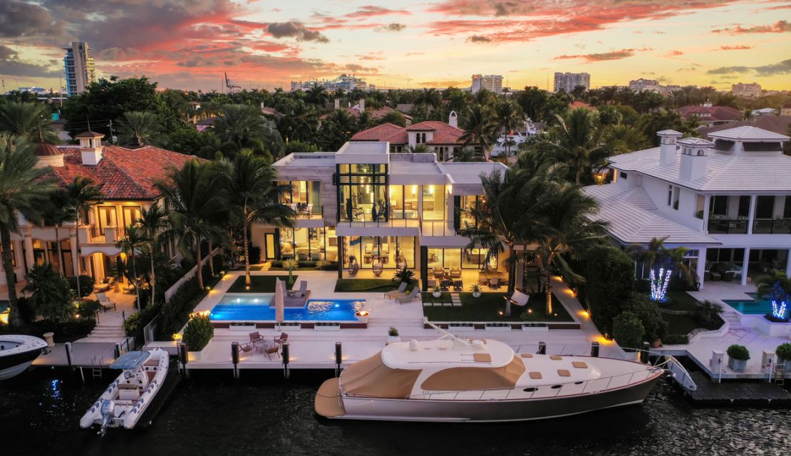 Navigating the South Florida Luxury Real Estate Market: Trends and Tips