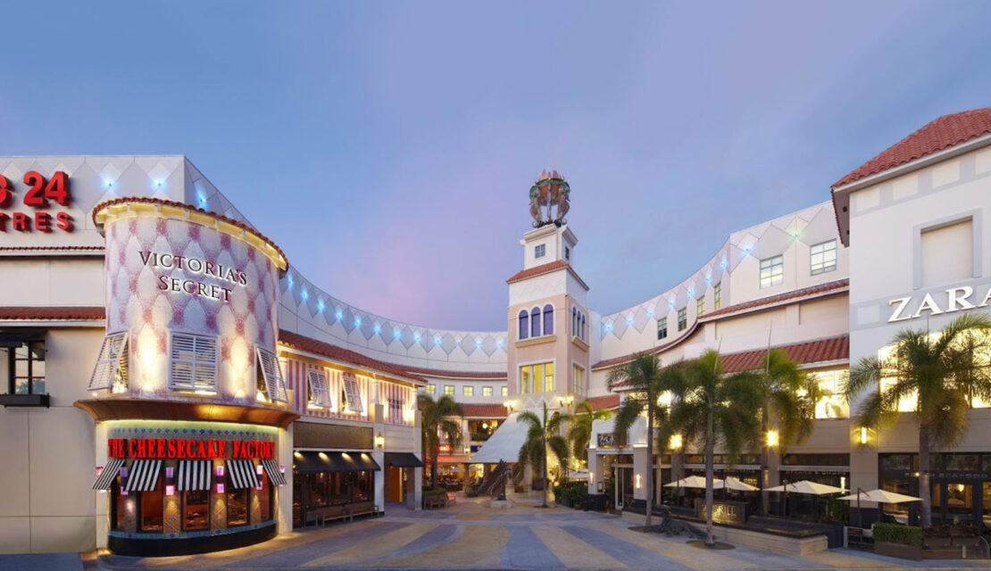 Florida Homes Near Luxury Malls