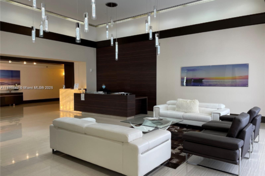 LUXURY CONDO IN SUNNY ISLES BEACH