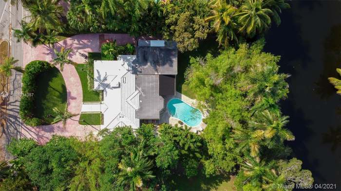 Mature Trees vs Boost Home Value